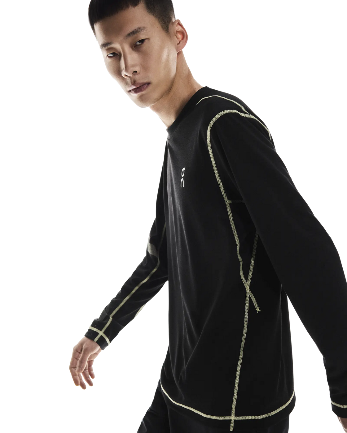 1ME30530553-active_long-t_graphic-fw24-black-m-4×5-tr-g5