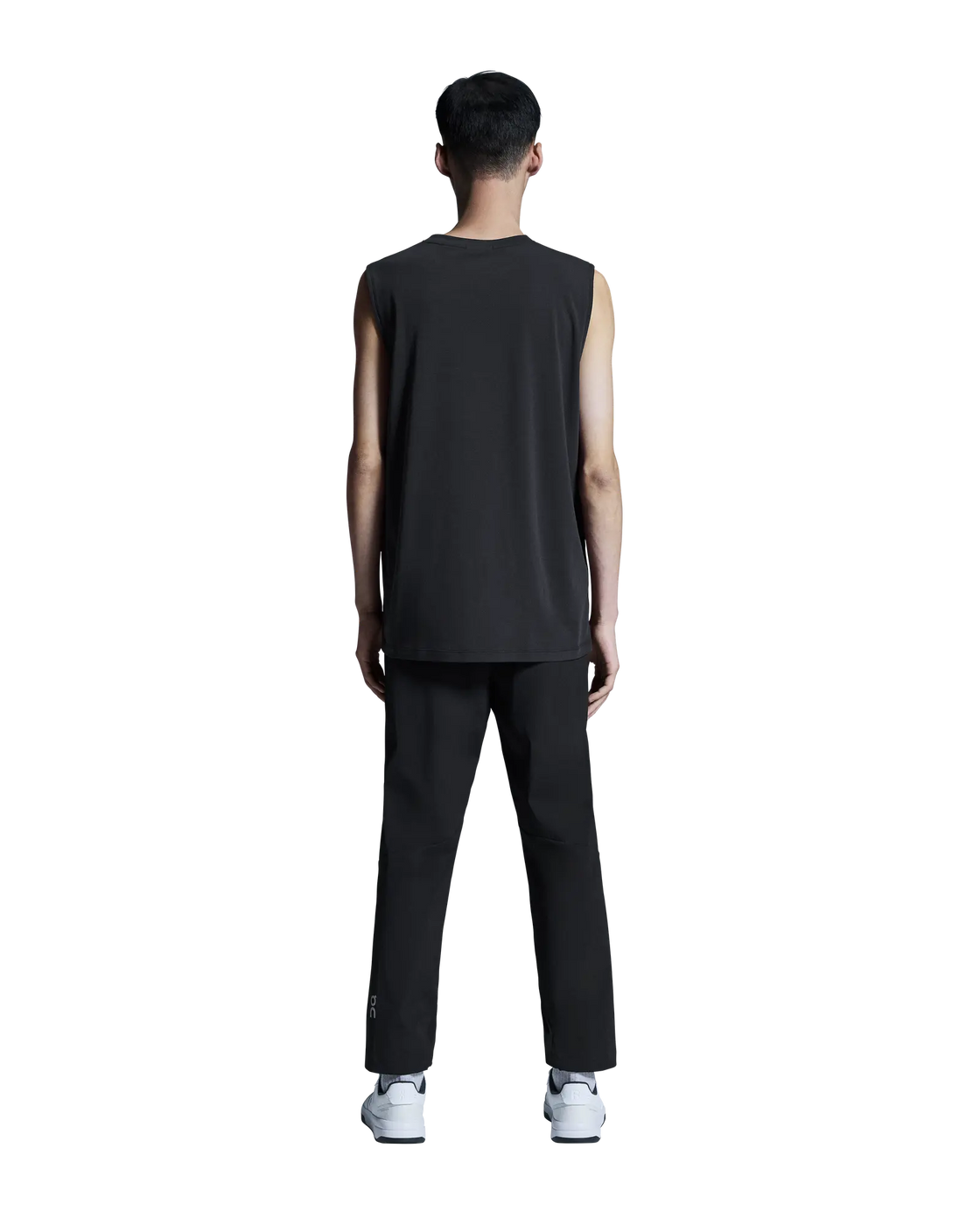 1MF10260553-focus_tank-ss25-black-m-4×5-tr-g2