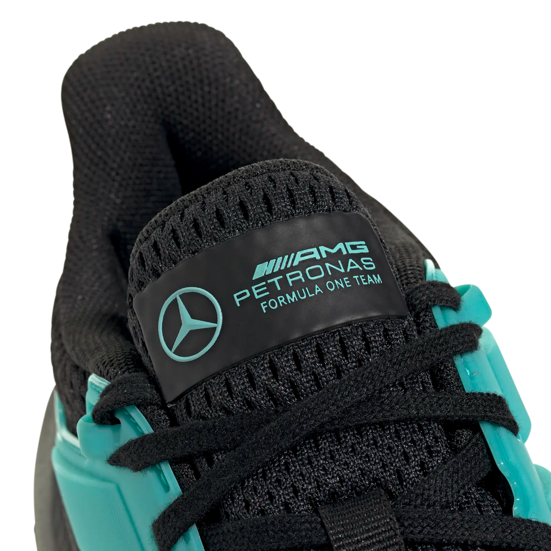 JQ3522_9_FOOTWEAR_Photography_Detail View 2_transparent