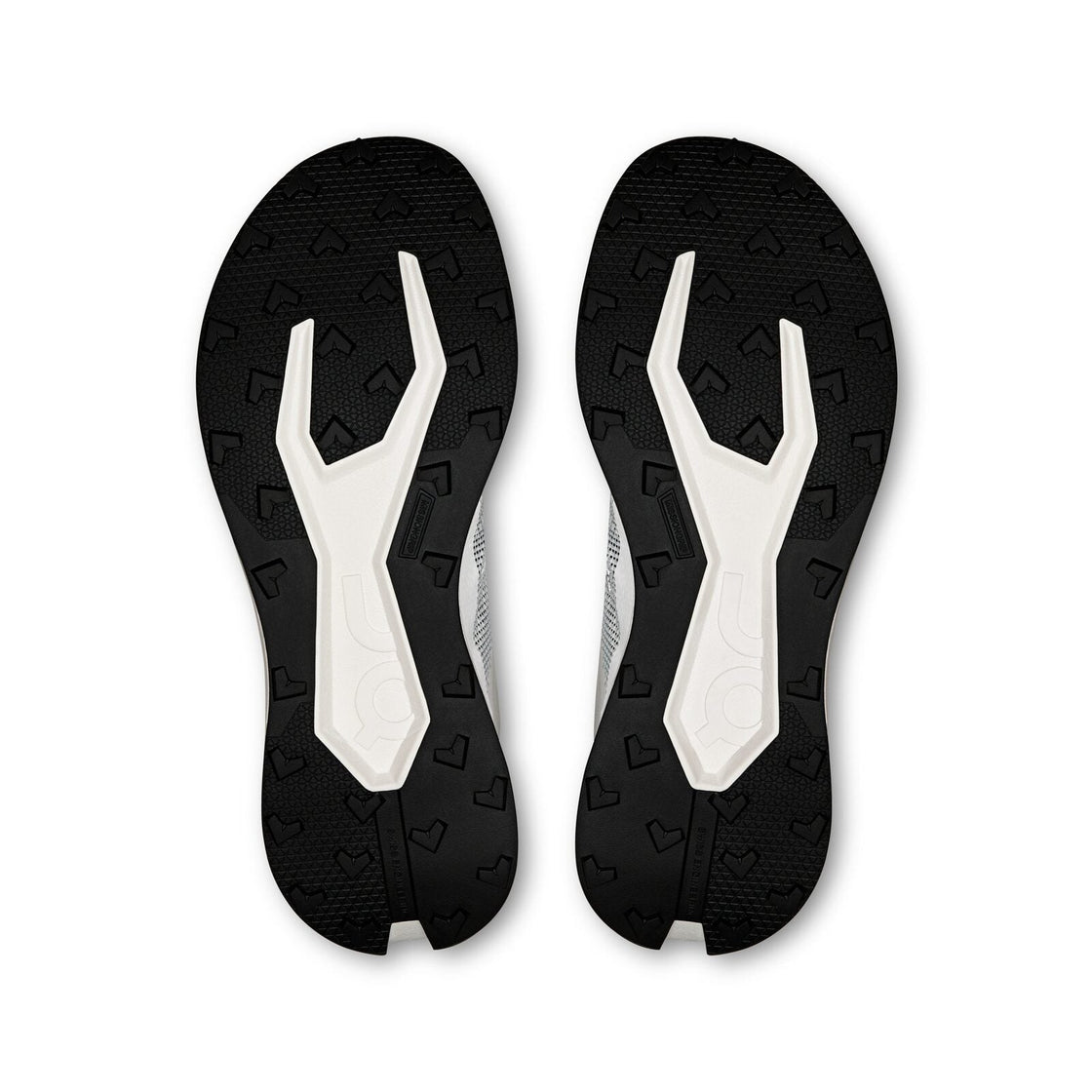 3MF30233620-cloudultra_3-fw25-rock_white-m-1×1-g3