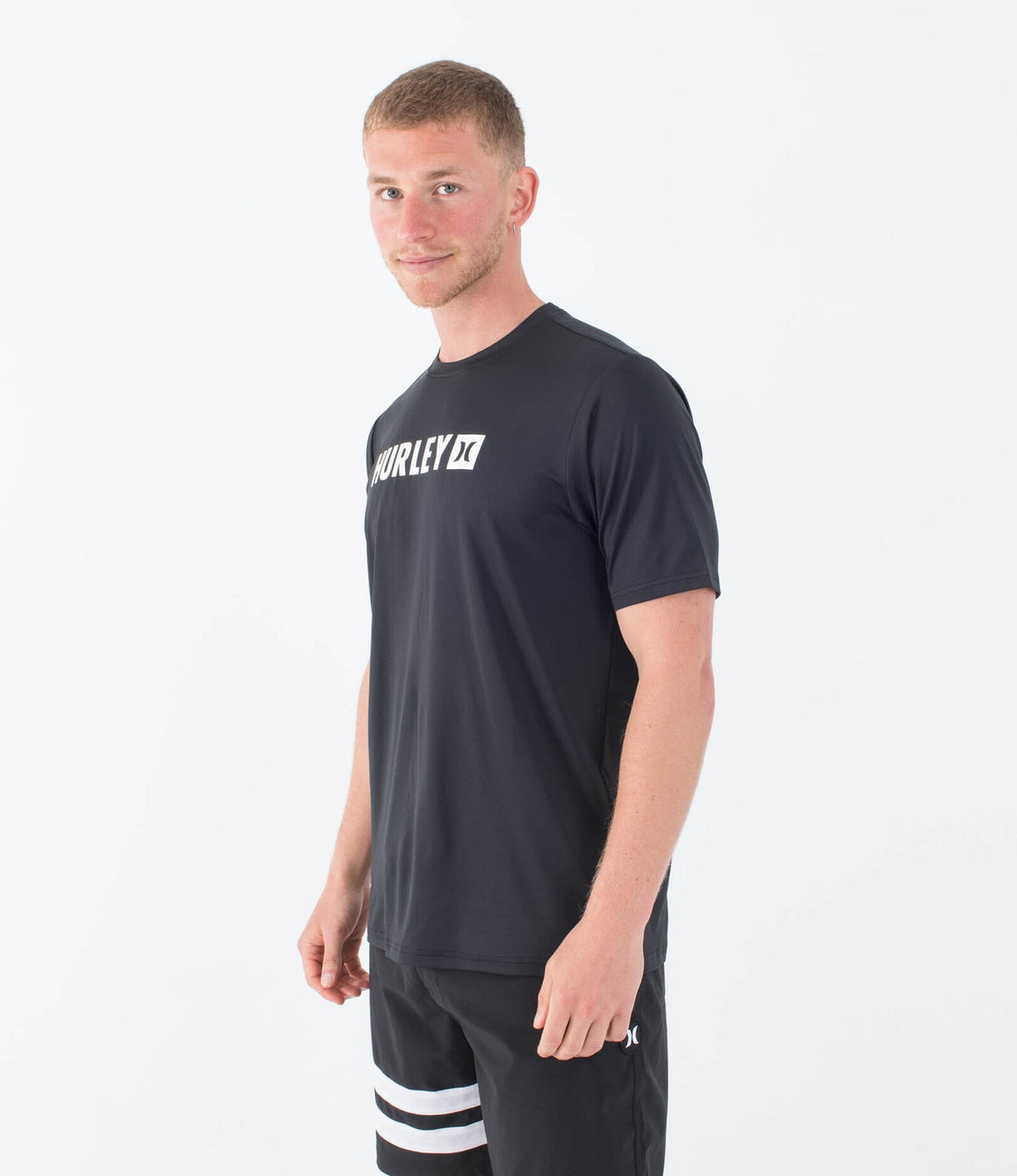 MAT0000990_001_02