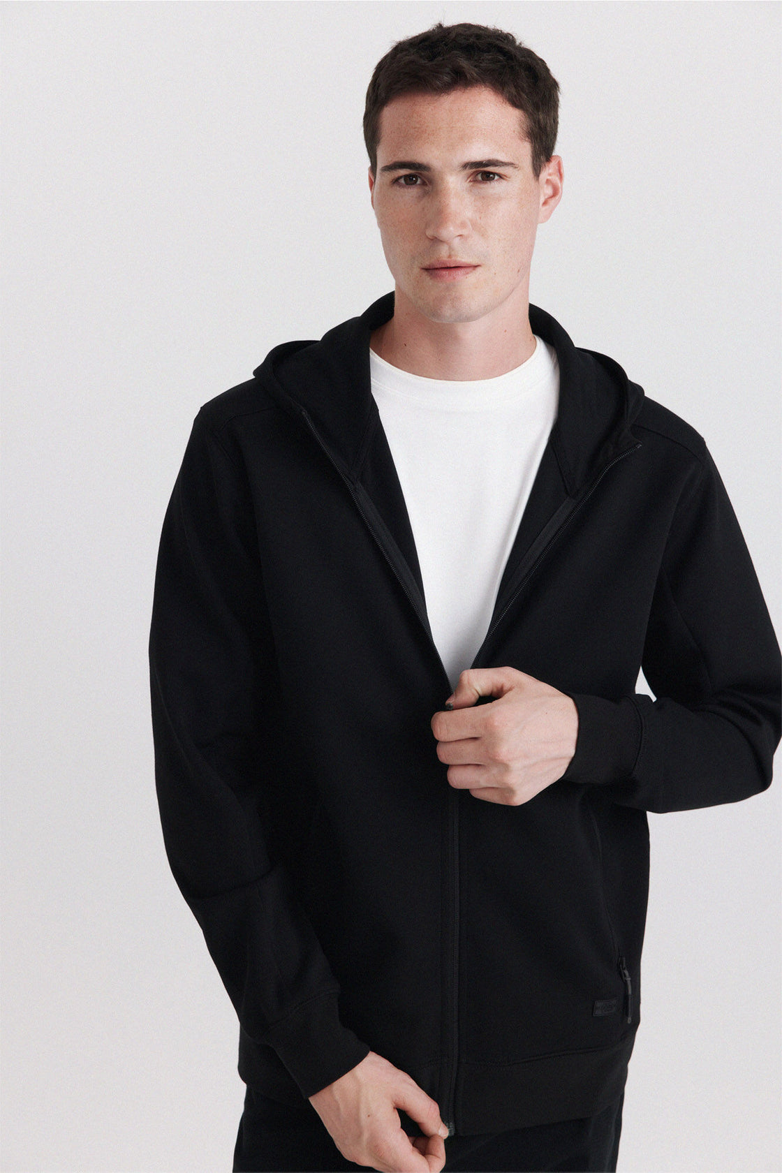 M TECH ZIP UP SWEATSHIRT