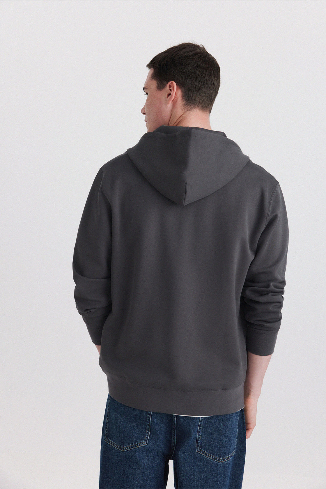 M TECH ZIP UP SWEATSHIRT