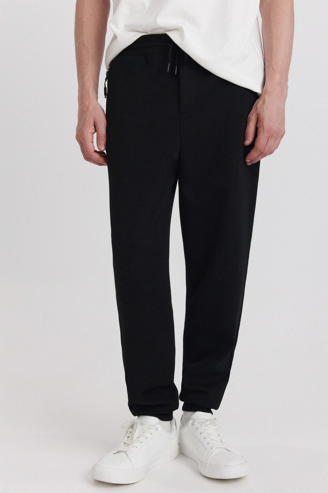 M TECH JOGGER
