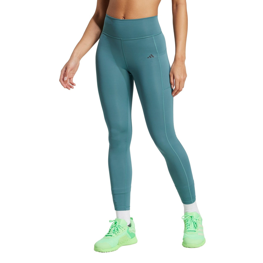 JW7610_2_APPAREL_On Model_Standard View_transparent