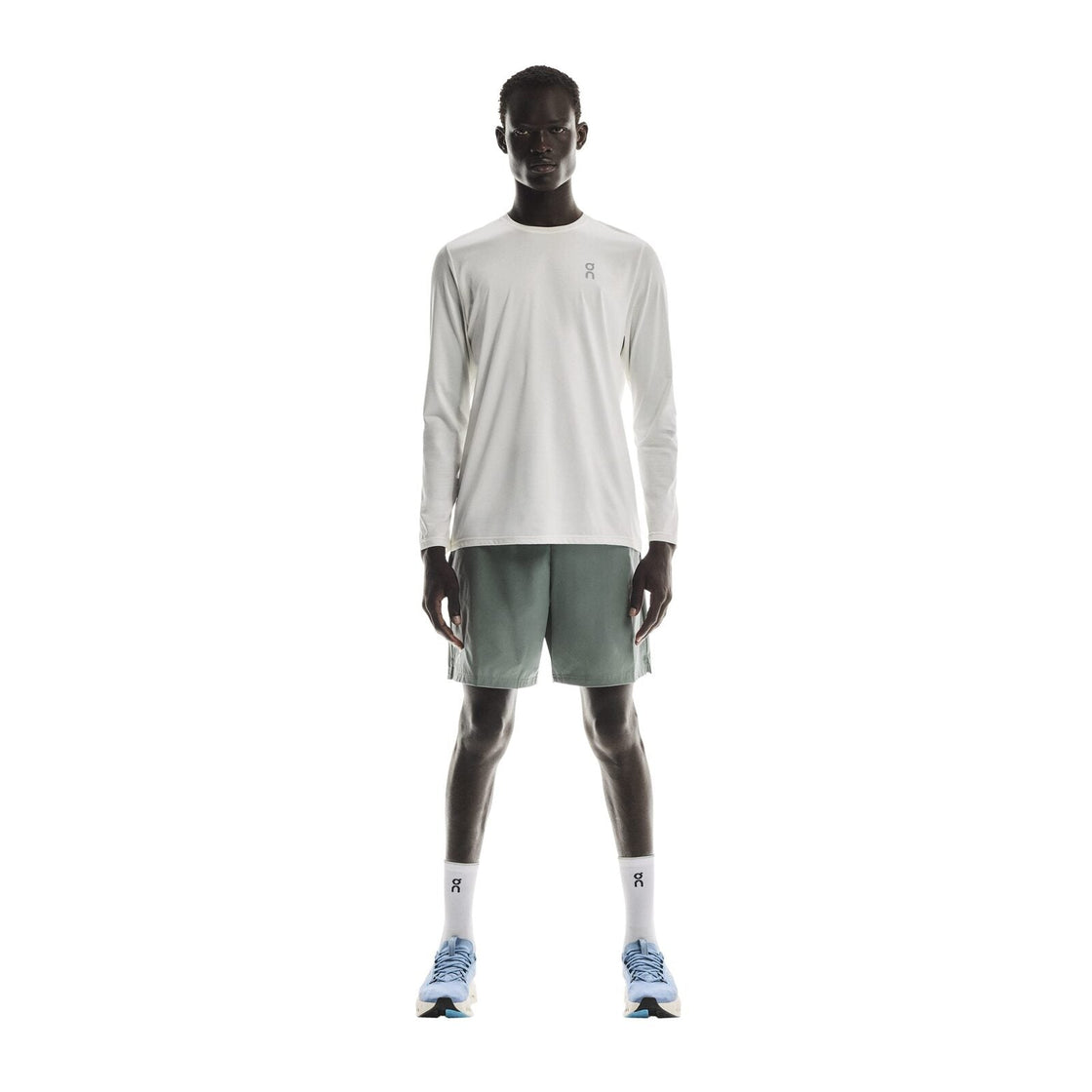 1MF10740153-7_core_shorts-fw25-olive-m-1×1-tr-PLP
