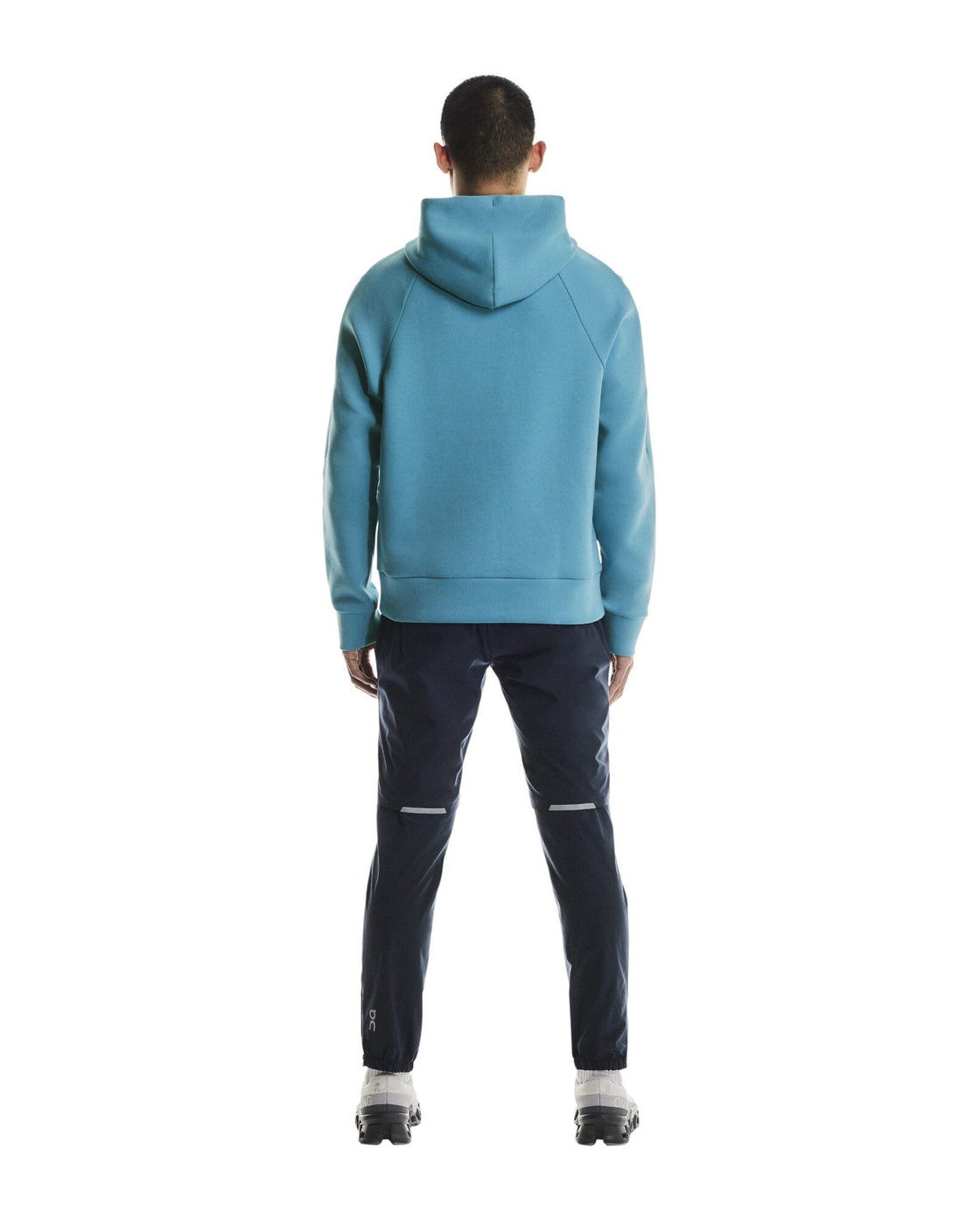 1MF30293543-focus_tech_hoodie-fw25-niagara-m-4×5-tr-g2