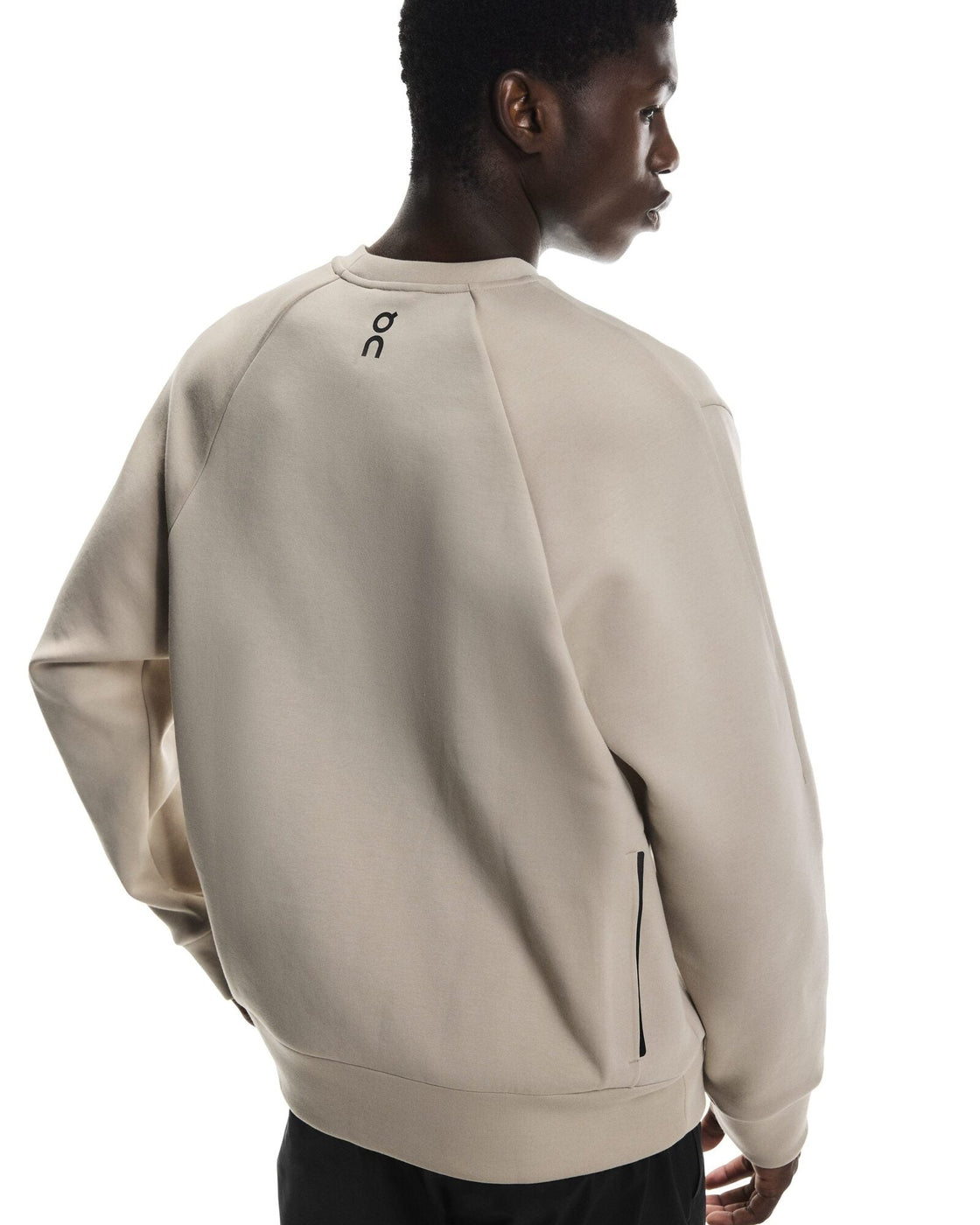 1MF30310603-focus_tech_crew-fw25-desert-m-4×5-tr-g5