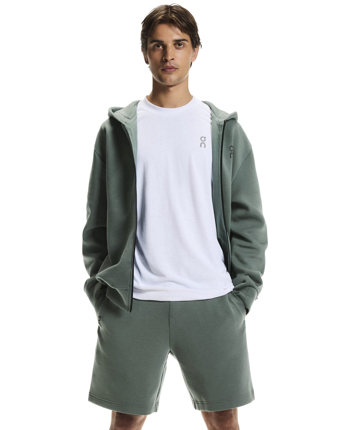 1MF30330153-focus_tech_shorts-fw25-olive-m-4×5-tr-g3