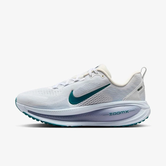 W NIKE VOMERO 18