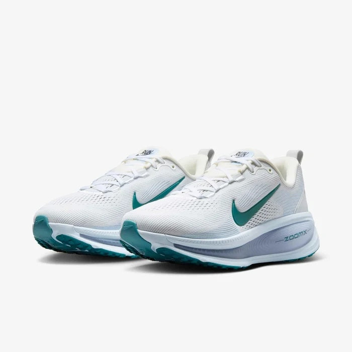 W NIKE VOMERO 18