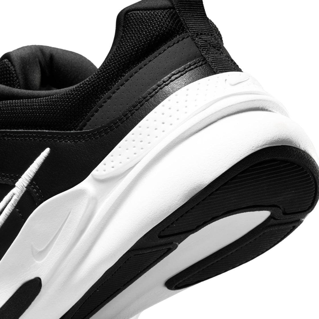 M NIKE DEFYALLDAY