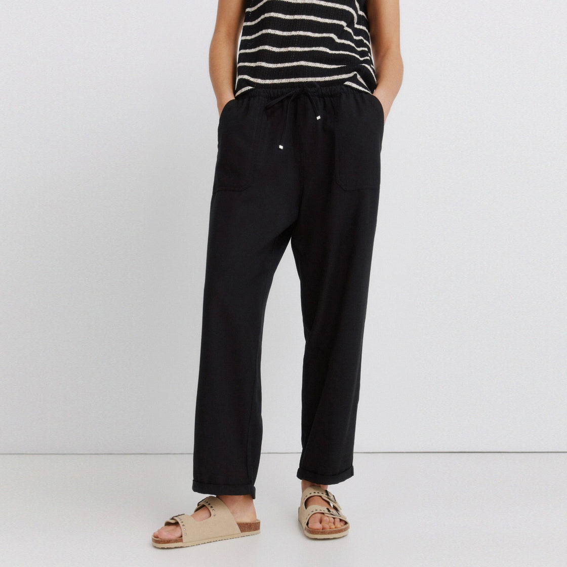 W 7.T.B.JOGGER CARPINTERO NEGRO