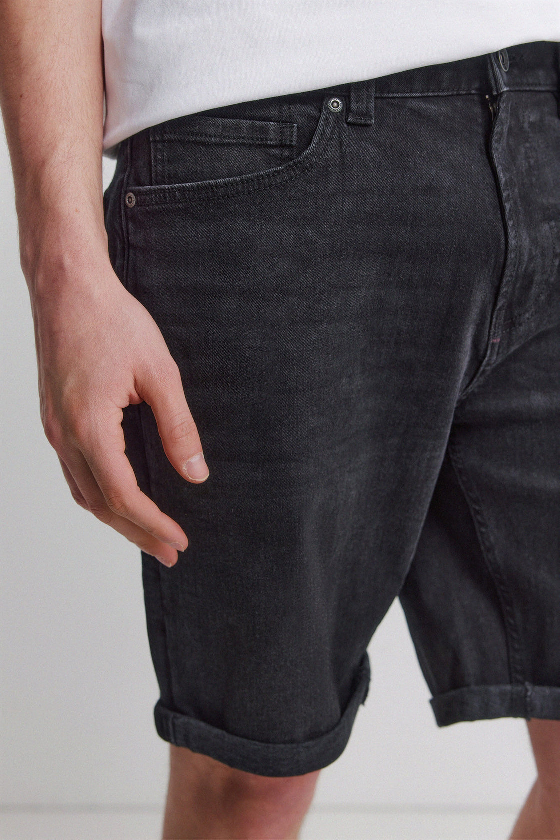 M BERM DNM SLIM BASICA NEGRO
