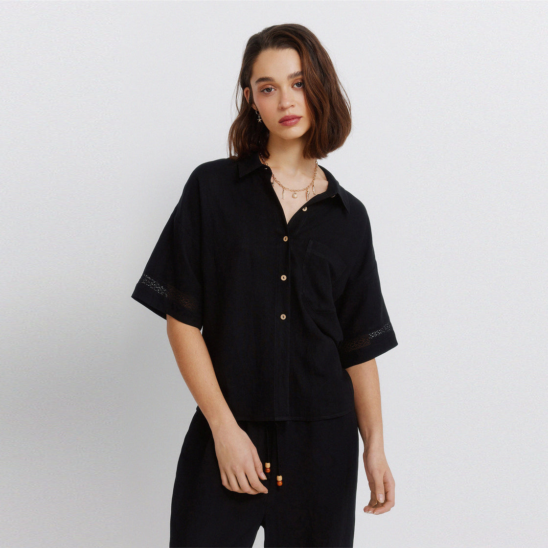 W 7.GYM.A.CAMISA SET LACE NEGRA