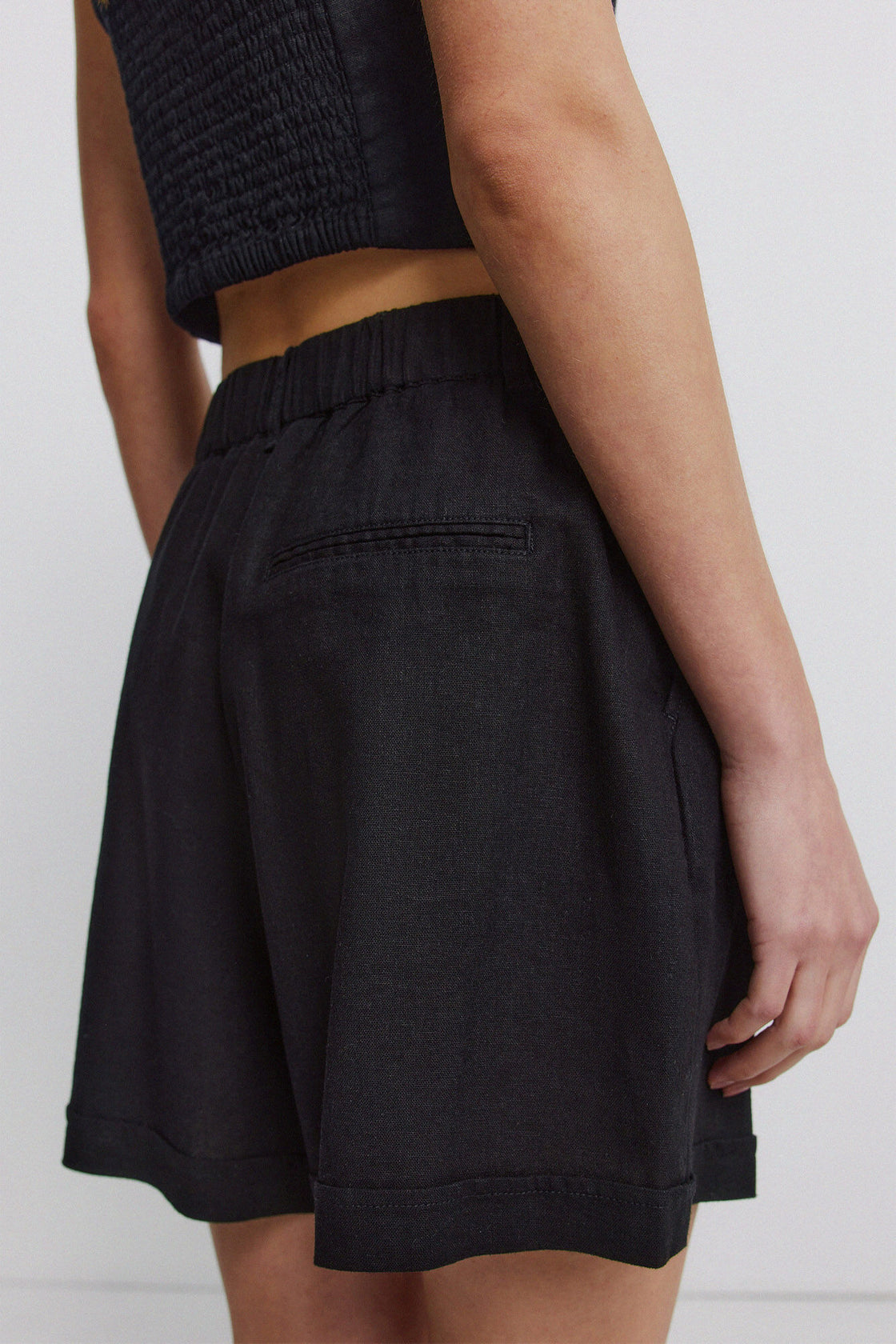 W 8.T.B.SHORT LINO CINTURON NEGRO
