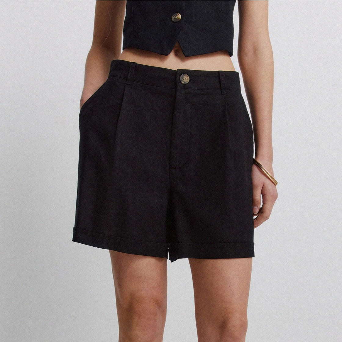 W 8.T.B.SHORT LINO CINTURON NEGRO