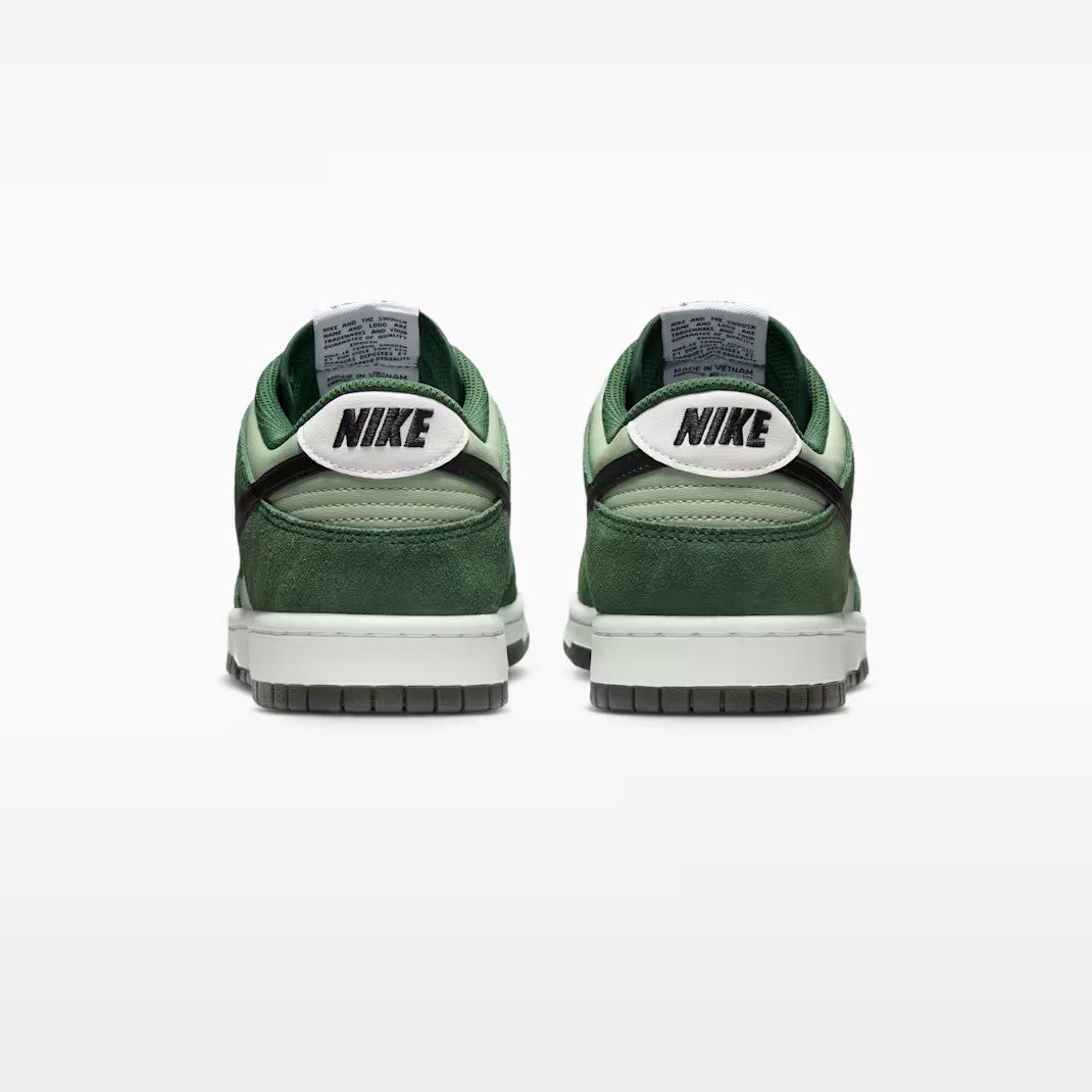 M NIKE DUNK LOW RETRO SE ESS+