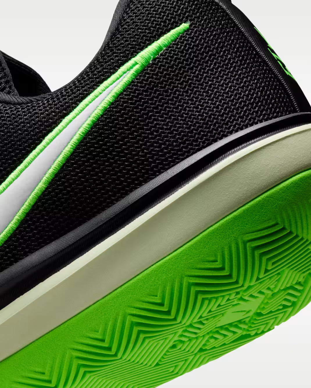 M AIR ZOOM G.T. CUT ACADEMY 2