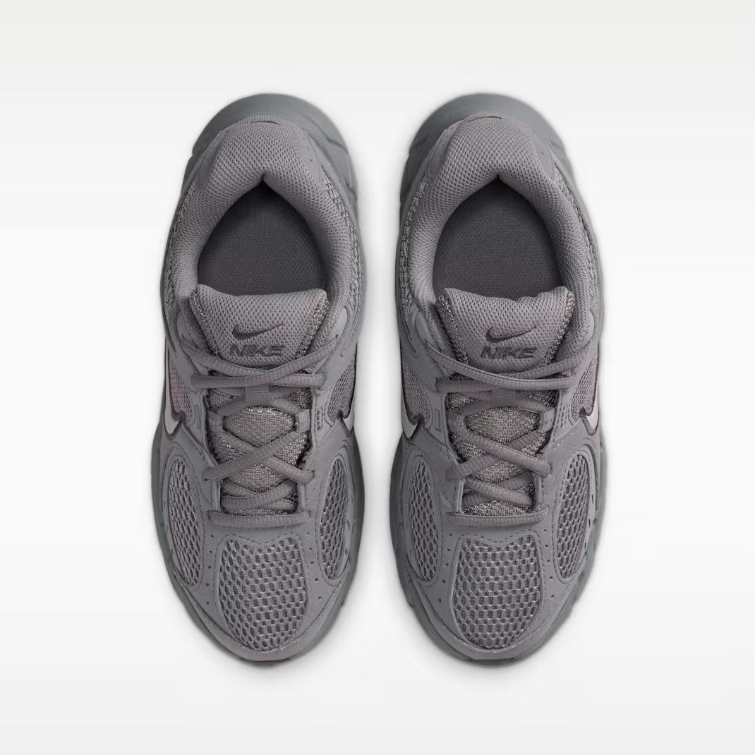 NIKE V5 RNR SUEDE BG