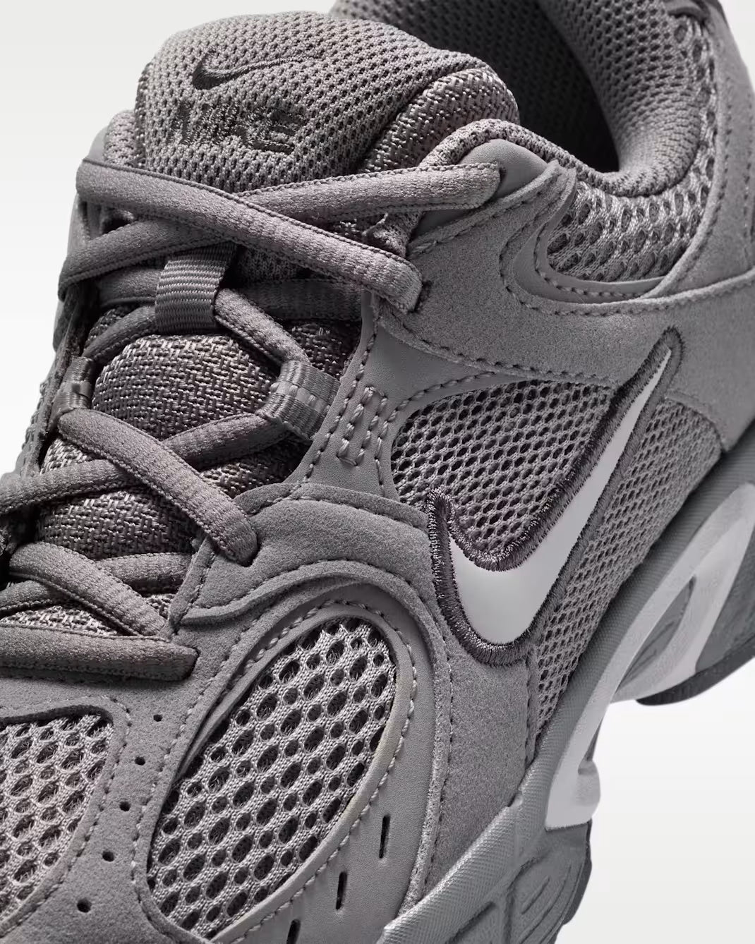 NIKE V5 RNR SUEDE BG