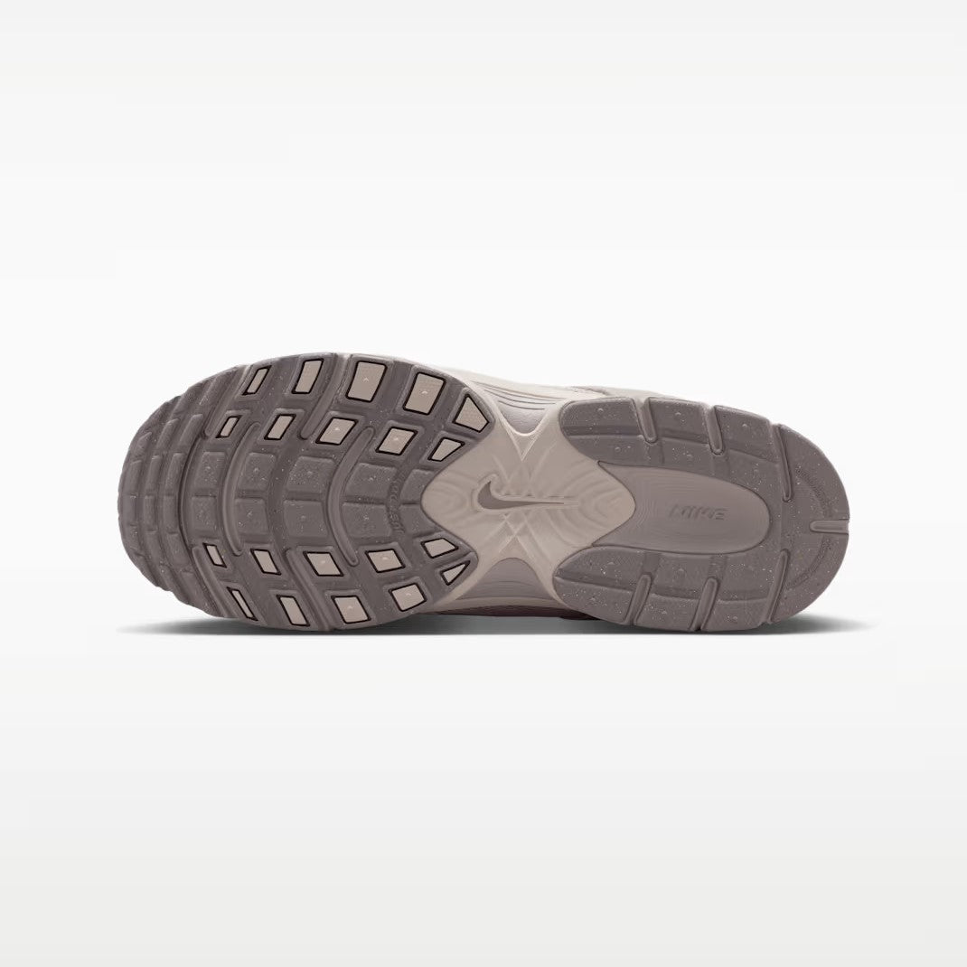 NIKE V5 RNR SUEDE BG
