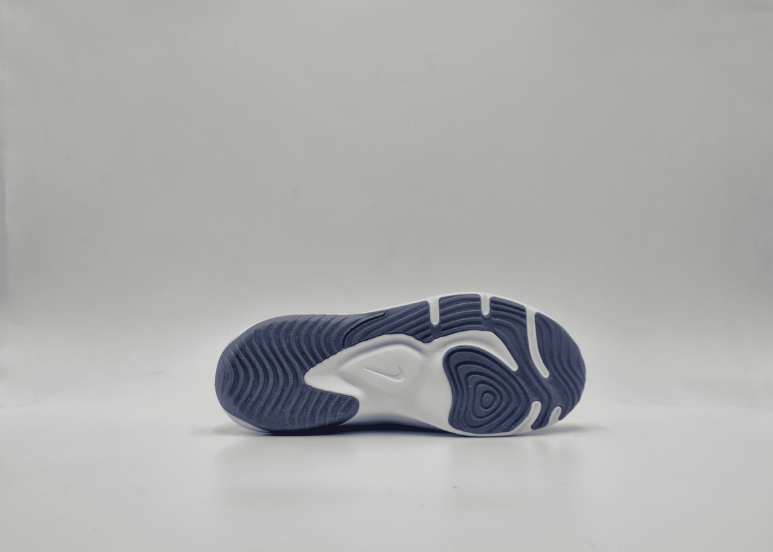 M NIKE LEGEND ESSENTIAL 3 NN