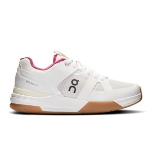 W THE ROGER Clubhouse Pro