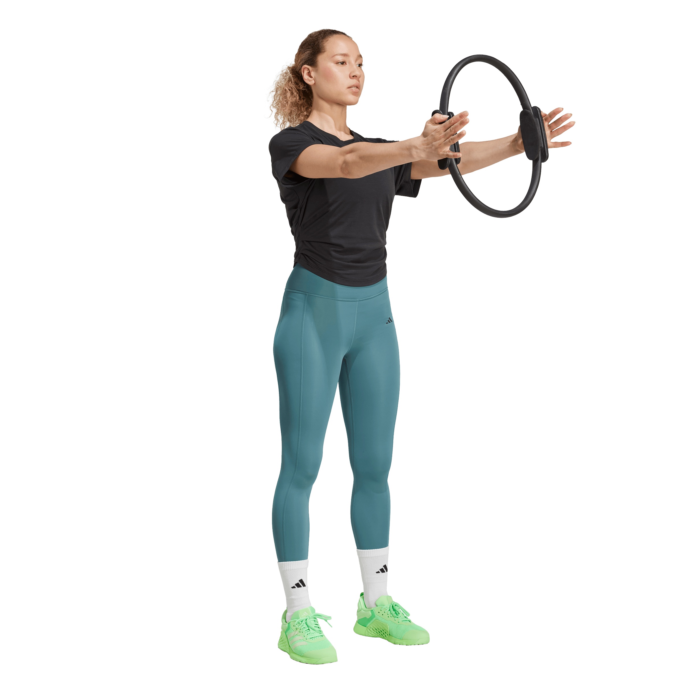 JX1190_4_APPAREL_On Model_Walking View_transparent