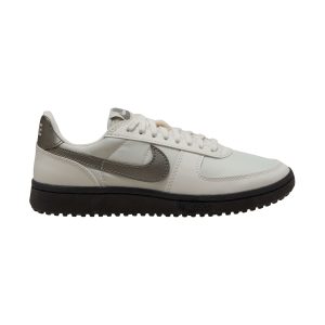 WMNS NIKE FIELD GENERAL