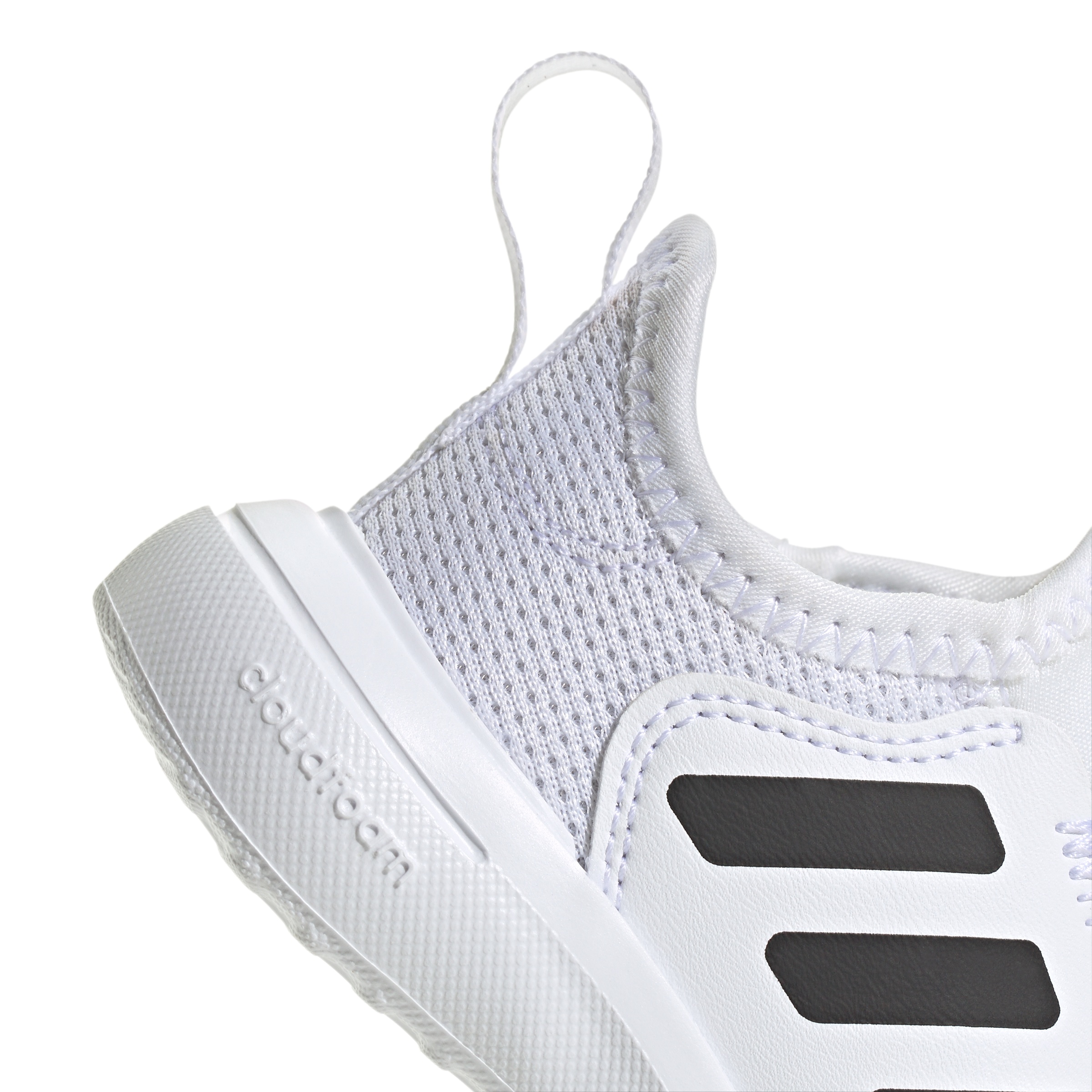 IH1057_9_FOOTWEAR_Photography_Detail View 2_transparent