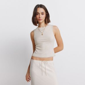 WOMEN KNITTED TSHIRT