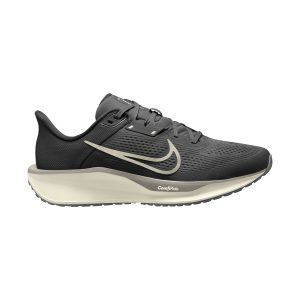 M NIKE QUEST 6